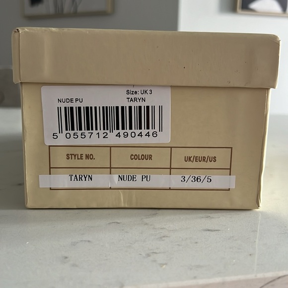 Public desire NWT Taryn nude heel strappy sandals NEVER USED BRAND NEW - Picture 5 of 5